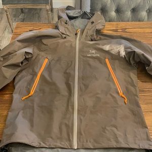 Arcteryx Beta LT